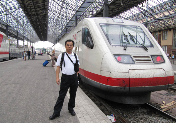 写真・高速電車ペンドリーノ