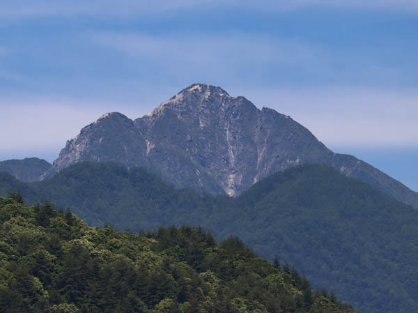 photo：甲斐駒ヶ岳：青木鉱泉・韮崎への林道から
