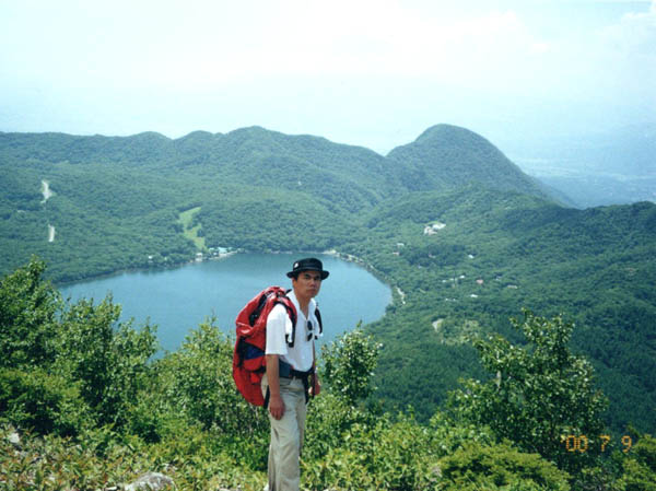 photo：大沼を山頂から眺める：赤城山