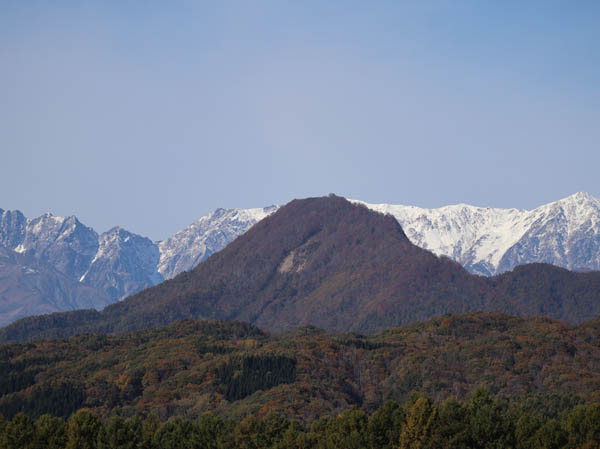 一夜山：戸隠高原から