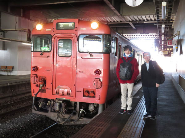 photo：氷見線に乗り換え