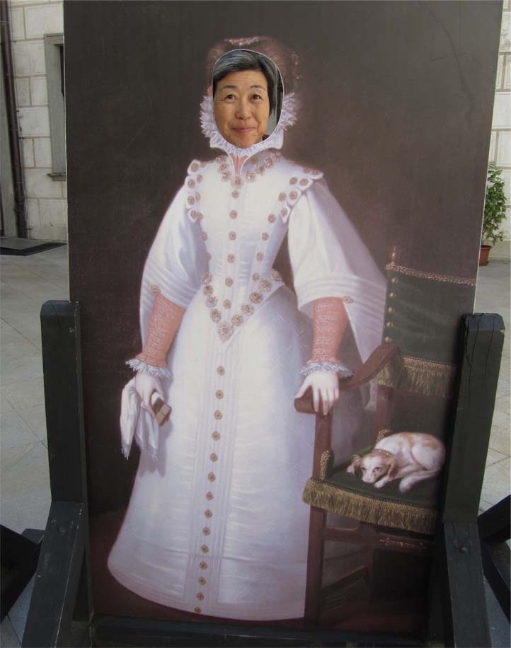写真・顔出し君