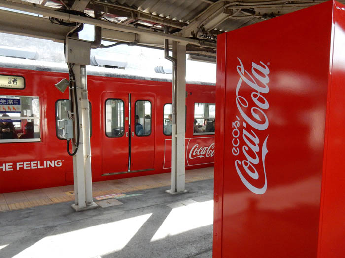 写真3しなの鉄道戸倉駅