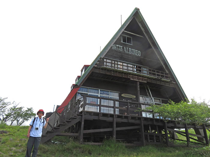 photo：三角屋根のヒュッテ：八子ケ峰