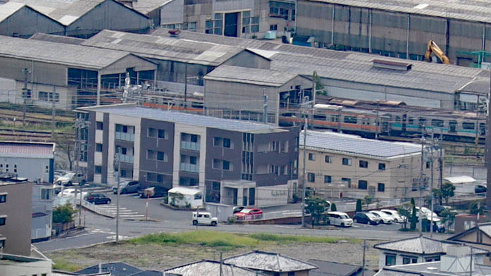 E233系：地附山から