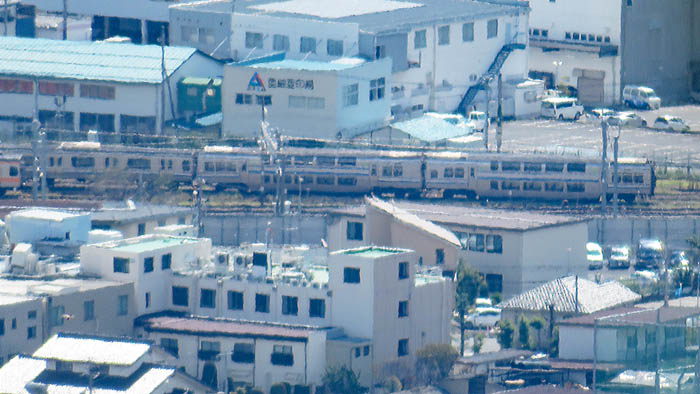 E217系：地附山から