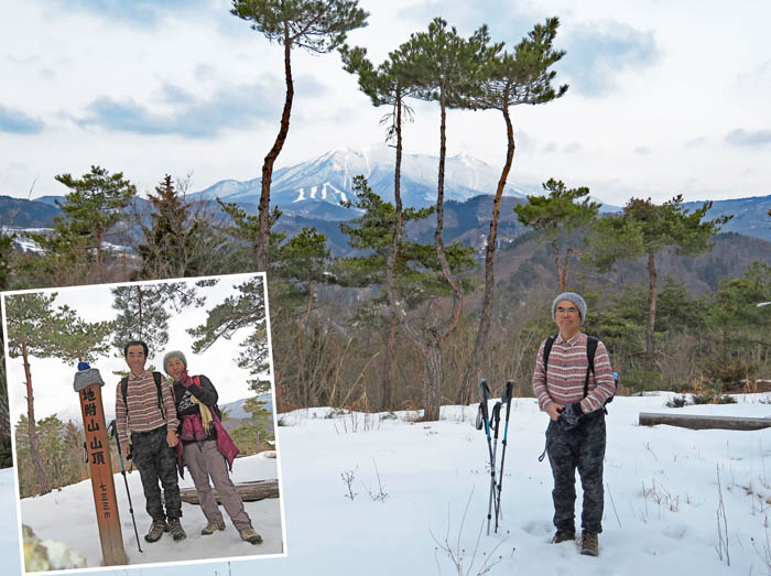 photo2山頂は一面雪：地附山
