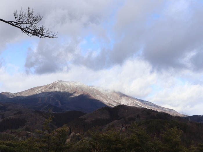 飯縄山：地附山から