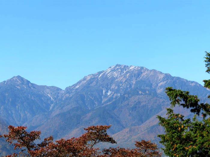 photo4目の前に大きな蓮華岳