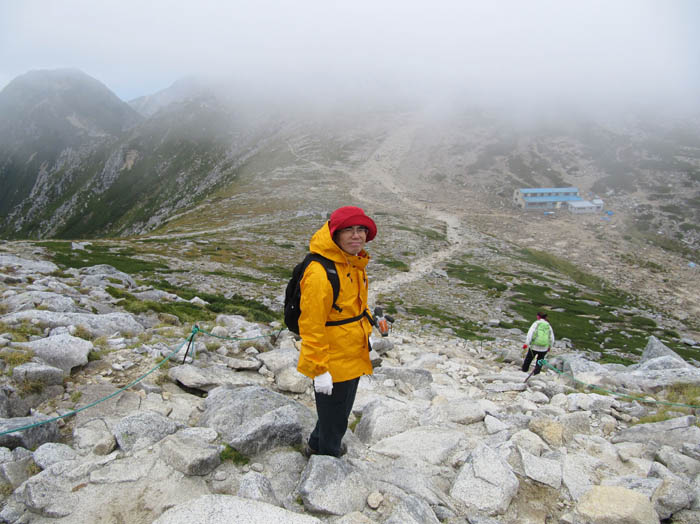 photo16中岳山頂から駒ヶ岳へ