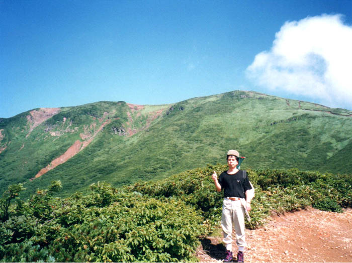 photo23青空の栗駒山