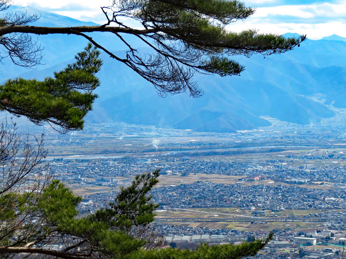photo：青く光る千曲川：三登山