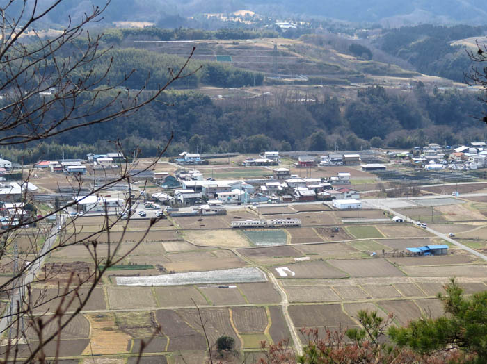 photo7上信電鉄が見える