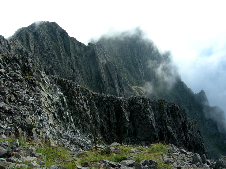 photo34切り立つ崖