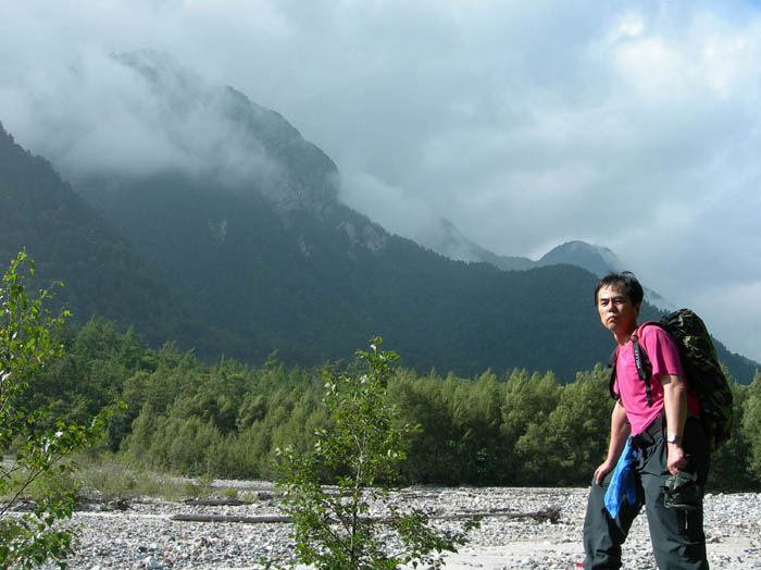 photo8梓川の河原で/上高地から横尾
