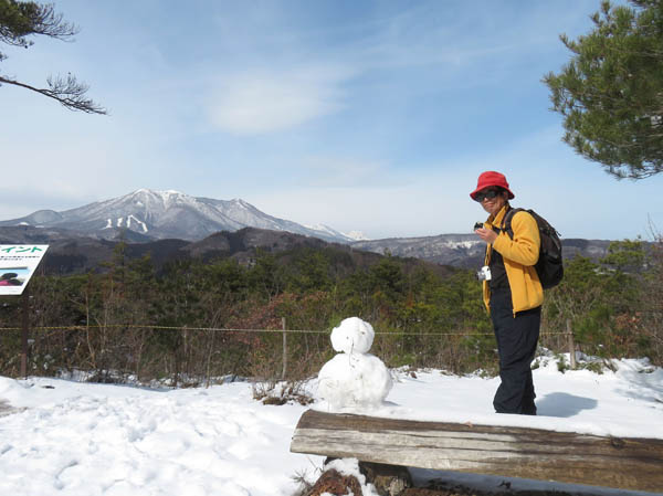 photo：頂上で立ち食い：地附山