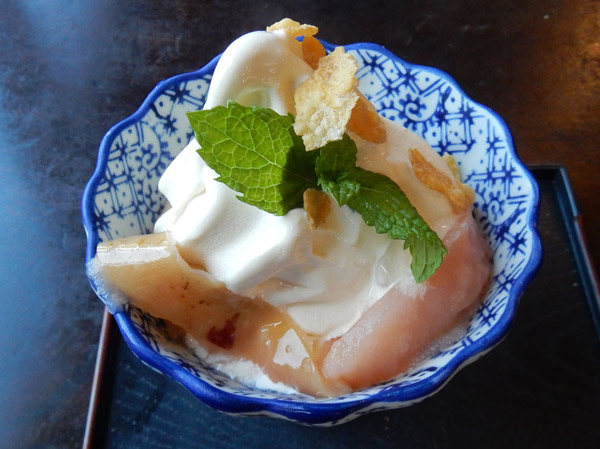 photo・戸隠で食べたソバソフト