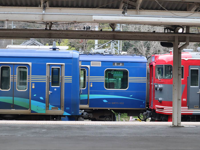 SR1電車