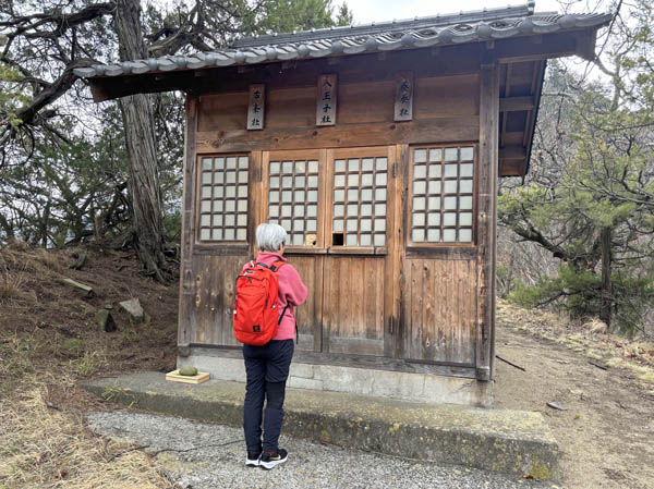 photo：八王子社にお参りして：八王子山