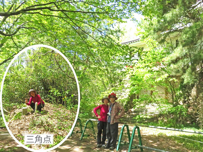photo：緑一色の大峰山山頂 