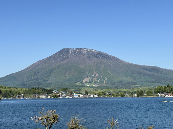 photo：野尻湖と黒姫山 