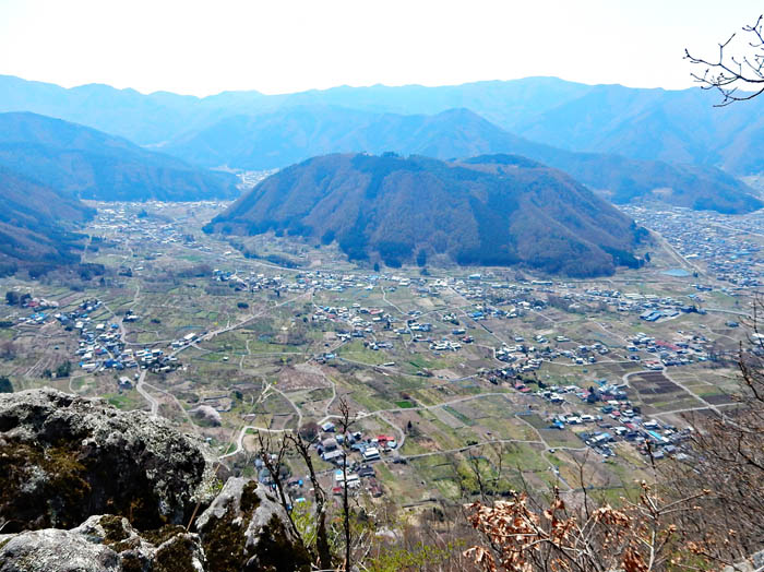 写真・皆神山：尼厳山から