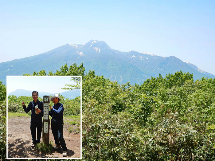 袴岳山頂から妙高山