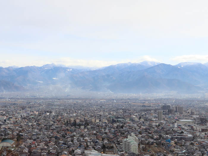 志賀方面の山々：地附山から