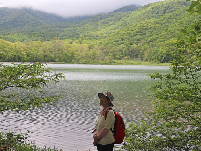 photo：古池にて、黒姫山は見えない