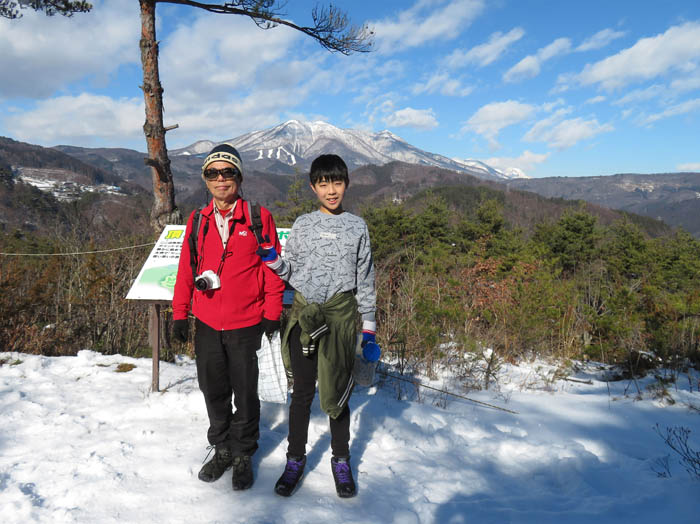 photo：飯縄山、黒姫山、妙高山：地附山から