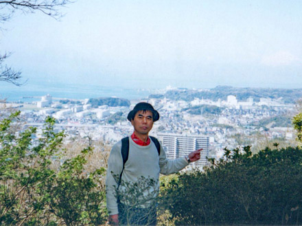 photo 海を見下ろす