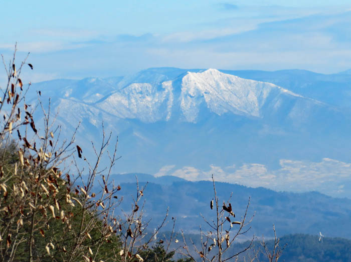 photo5パワーポイントから高社山：地附山 