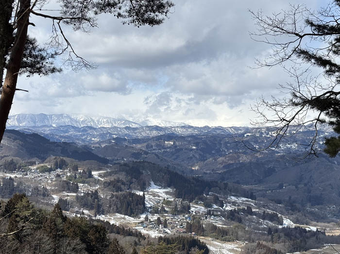 photo15アルプスは雲の中：茶臼山
