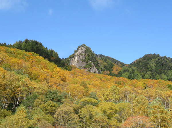 photo・坊寺山幕岩の隣の岩