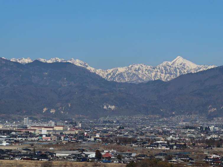 爺ヶ岳（左）、鹿島槍ヶ岳