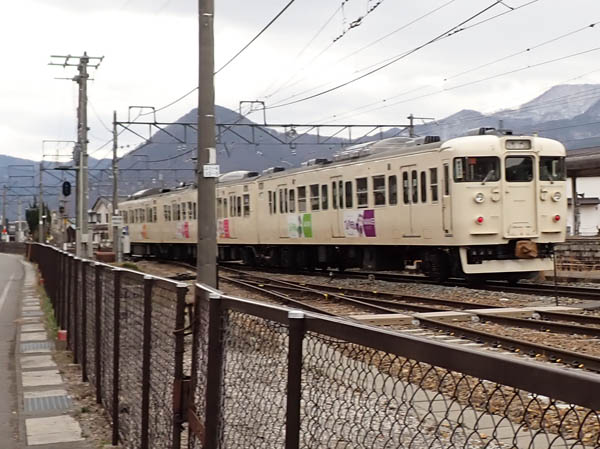 戸倉駅構内