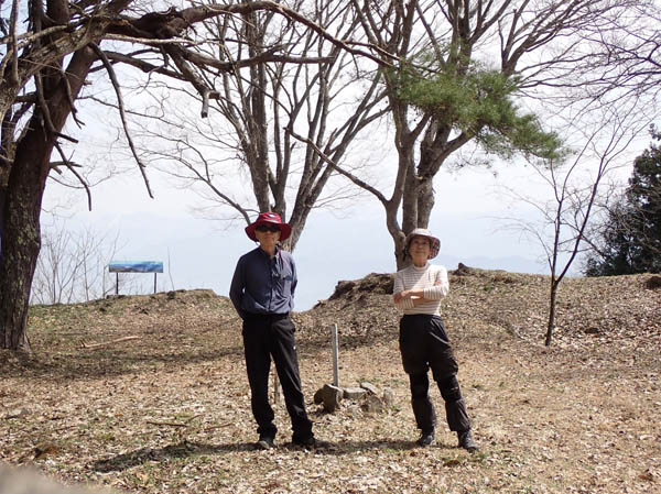 photo16髻山山頂で 