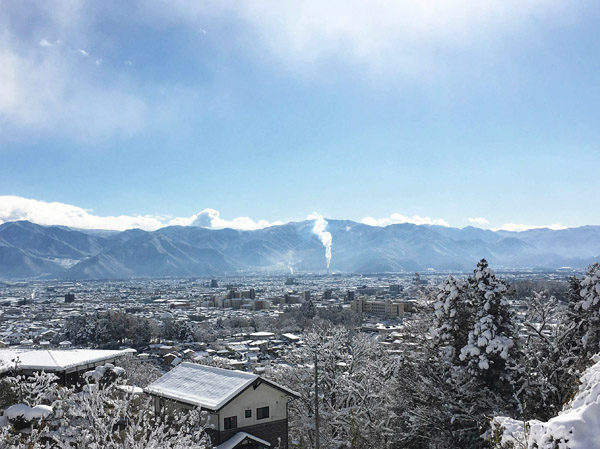 photo　善光寺雲上殿から長野市街