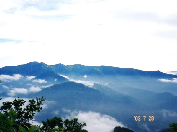 photo 山また山