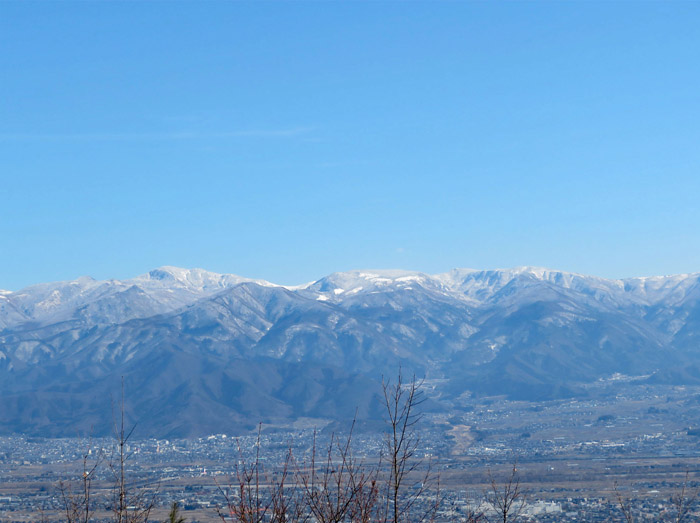 photo　御飯山,破風岳,土鍋山,2.5地附山から