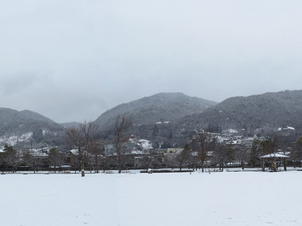 photo　大峰山（城山公園より１月）