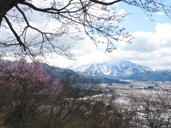 photo・頂上からの展望・六万騎山