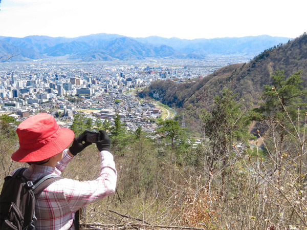 photo 澄んだ景色を撮る・頼朝山で