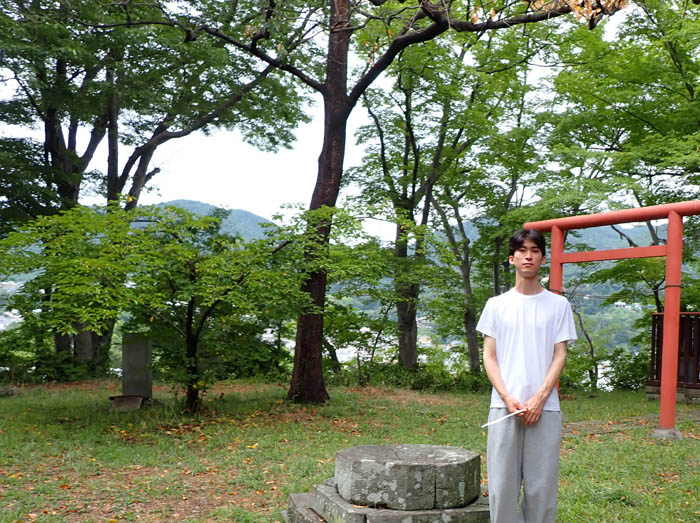 photo14山頂から葛山、大峰山が見える：城山