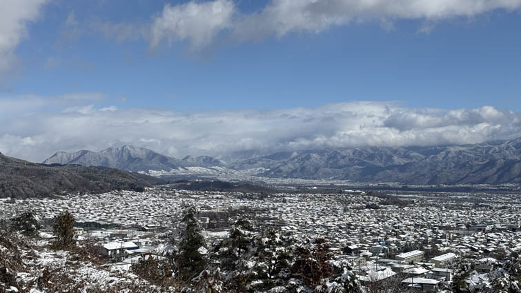 長野盆地の雪景色