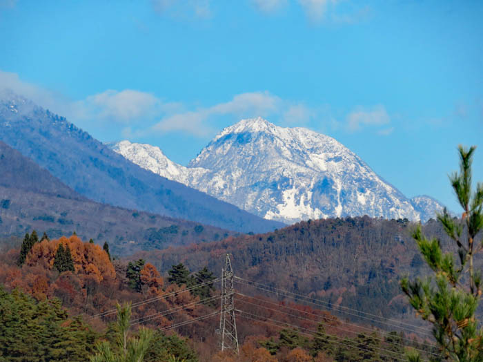 photo7妙高山も外輪山も白くなった