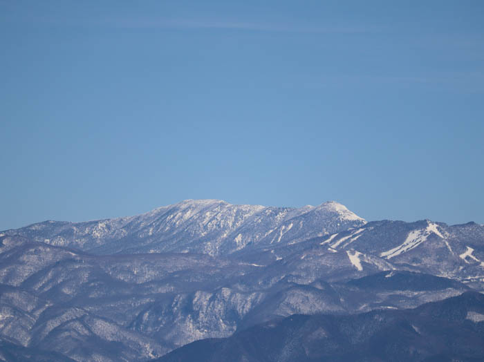 岩菅山：地附山から