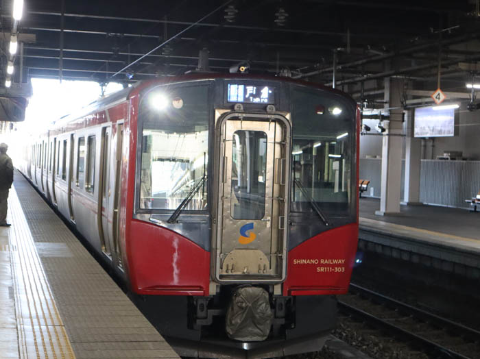 長野駅しなの鉄道SR車