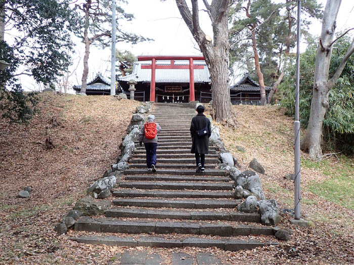 photo10話しながら山頂へ