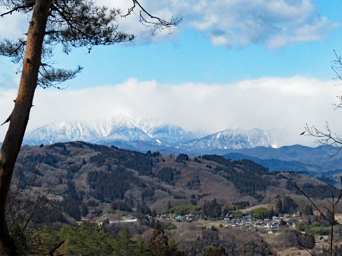 photo13北アルプスの裾野が見える